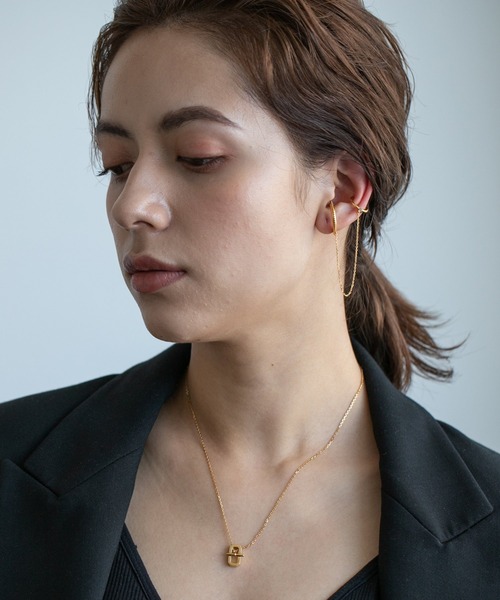 PAS TIERRA(パティエラ)の「【Carillon】ツインイヤーカフ(イヤーカフ・レディース・イエローゴールド・FREE)」の5枚目の写真