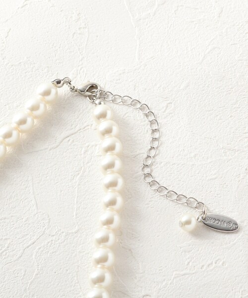 SHOO・LA・RUE（シューラルー）の「◆キラキラボールガラスパールンネックレス（ネックレス・レディース・オフホワイト・00）」の6枚目の写真