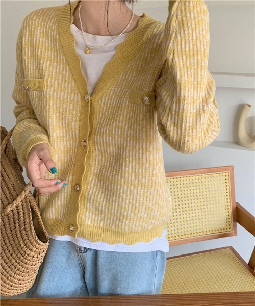 MAISON DE THERESE(メゾン ド テレーズ)の「Vネックニットカーディガン(カーディガン/ボレロ・レディース・ブラック/ピンク系その他/ラベンダー/イエロー/ブルー・FREE)」の11枚目の写真