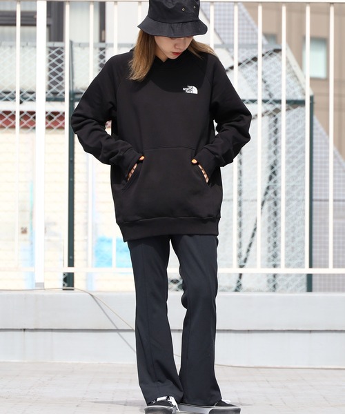 THE NORTH FACE(ザノースフェイス)の「【日本未発売!!】THE NORTH FACE/ザ・ノースフェイス Men's Raglan boxlogo Hoodie ワンポイントロゴ バックグラフィック フーディー(パーカー・メンズ・ブラック/ブラック系その他・S/M/L/XL)」の19枚目の写真