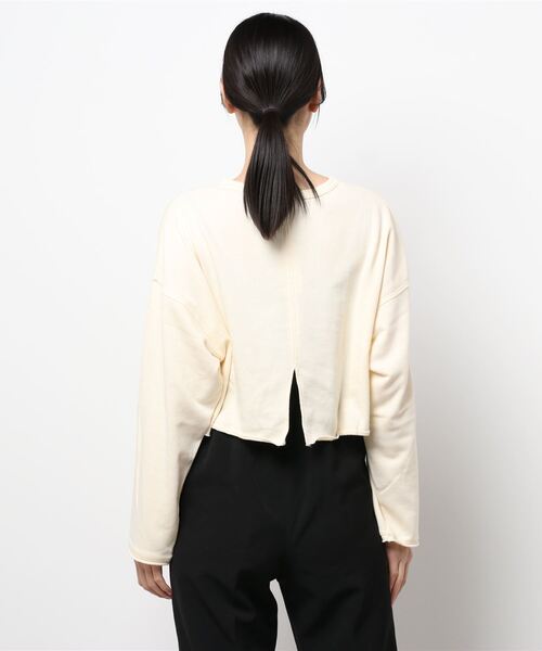 ehka sopo（エヘカソポ）の「ショート丈スウェット（スウェット・レディース・グレー/キナリ/チャコール・ﾌﾘ-）」の5枚目の写真