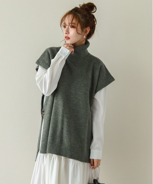 SUGAR BISKET（シュガービスケット）の「サイドボタンタートルネックベスト（ベスト・レディース・ホワイト/ブラック/ブラウン/グレー/ブルーグリーン・フリー）」の3枚目の写真