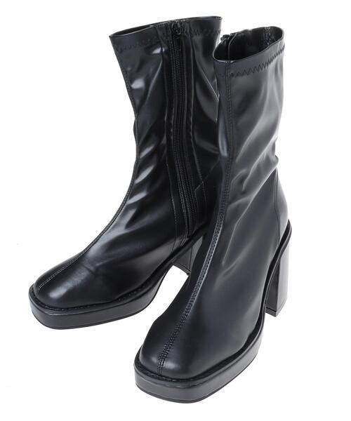 INGNI（イング）の「プラットフォームミドルレングスストレッチヒールブーツ（ブーツ・レディース・アイボリー/ブラック・M）」の3枚目の写真