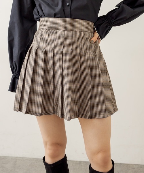 OLIVE des OLIVE(オリーブデオリーブ)の「プリーツミニスカート(スカート・レディース・ブラウン/ブラック/ベージュ/ライトブラウン・FREE)」の3枚目の写真