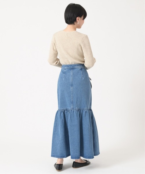 U by SPICK&SPAN（ユーバイスピックアンドスパン）の「ギャザー切り替えデニムロングスカート◆（デニムスカート・レディース・サックスブルー・38/36/34）」の3枚目の写真