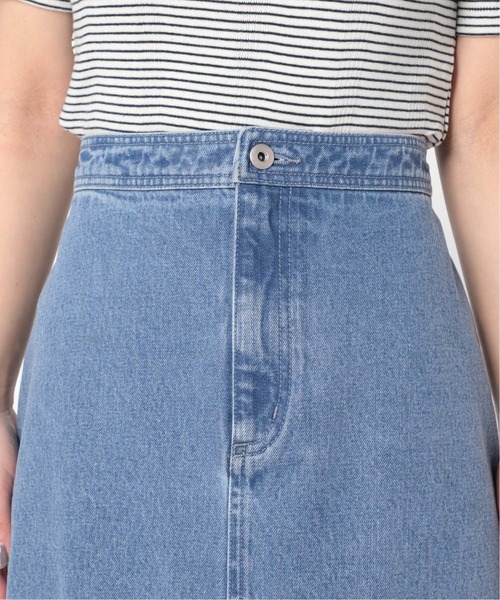 U by SPICK&SPAN（ユーバイスピックアンドスパン）の「ギャザー切り替えデニムロングスカート◆（デニムスカート・レディース・サックスブルー・38/36/34）」の12枚目の写真
