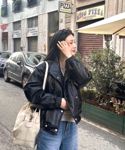 Daniel Wellington（ダニエルウェリントン）の「CLASSIC RING シルバー（リング・レディース・シルバー・21/9/19/7/29/16/13.5/25/11.5/17.5/27/23）」の20枚目の写真