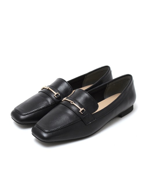 grandfleur（グランドフルール）の「ビット付きスクエアトゥローファーパンプス（ローファー・レディース・ブラック/ライトブルー/アイボリー・23.5cm/23.0cm/24.0cm/22.5cm/24.5cm）」の5枚目の写真