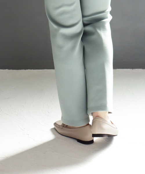 grandfleur（グランドフルール）の「ビット付きスクエアトゥローファーパンプス（ローファー・レディース・ブラック/ライトブルー/アイボリー・23.5cm/23.0cm/24.0cm/22.5cm/24.5cm）」の19枚目の写真