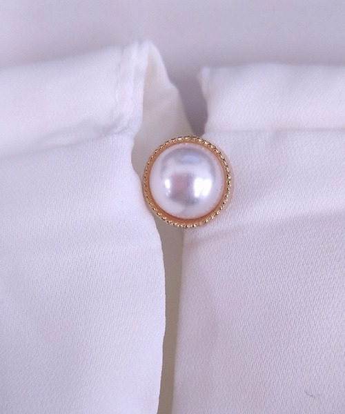 DAY CLOSET(デイ クローゼット)の「レディース ハートとパール調ボタンのダブルビッグカラーブラウス(シャツ/ブラウス・レディース・ホワイト/ピンク・M/L)」の5枚目の写真