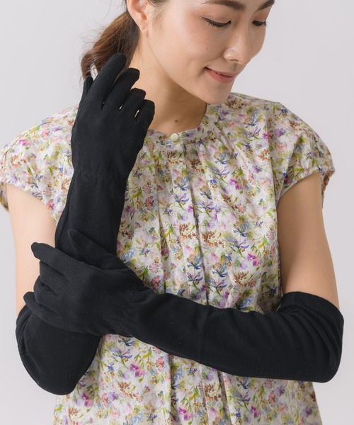 KATHARINE ROSS(キャサリンロス)の「【KATHARINE ROSS】コットン100%ロング手袋(抗菌/UVカット/接触冷感) WEB限定(手袋・レディース・グレー/ブラック/ベージュ・MEDIUM)」の7枚目の写真