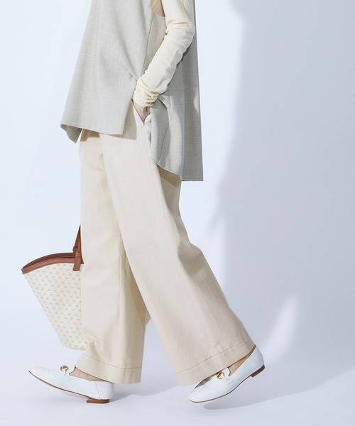 ROPE'（ロペ）の「【秋にも使える】ハイライズデニムパンツ（デニムパンツ・レディース・ベージュ/ブルー系その他4・38/36）」の2枚目の写真