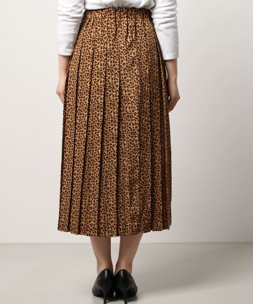 FIL DE FER（フィルデフェール）の「レオパード　ボックスプリーツスカート（スカート・レディース・ベージュ・FREE）」の14枚目の写真