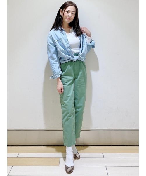 GAP(ギャップ)の「シャンブレー デニム ビッグシャツ(シャツ/ブラウス・レディース・ライトインディゴブルー・XS/S/M/L/XXS)」の5枚目の写真