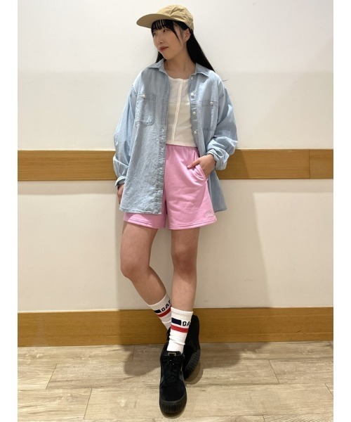 GAP(ギャップ)の「シャンブレー デニム ビッグシャツ(シャツ/ブラウス・レディース・ライトインディゴブルー・S/M/L/XS/XXS)」の12枚目の写真