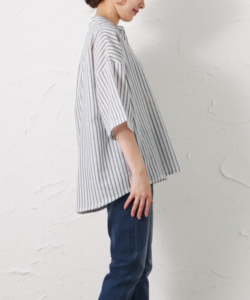 NAVY(ネイビー)の「RTスラブキーネックシャツ(シャツ/ブラウス・レディース・ブラック/ホワイト/グリーン・フリー)」の10枚目の写真