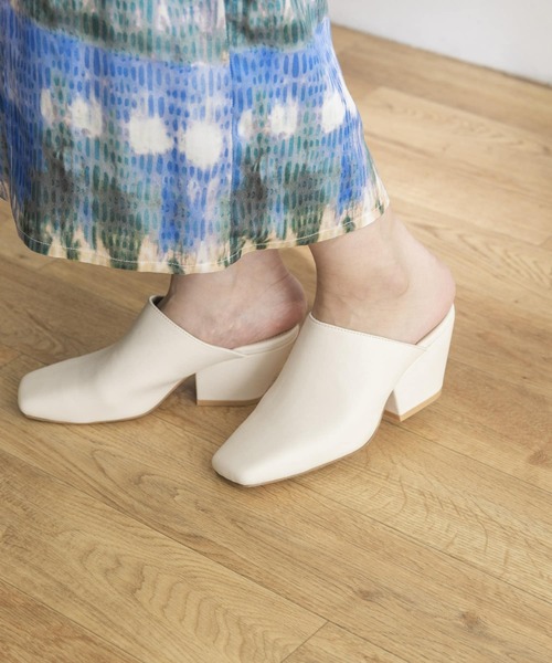 URBAN RESEARCH（アーバンリサーチ）の「スクエアトゥウエスタンミュール（その他シューズ・レディース・ベージュ/アイボリー/ブラック・37/36/38）」の2枚目の写真