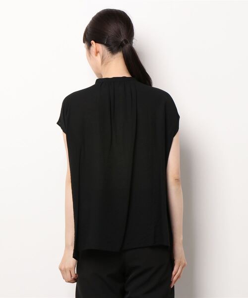 Q（キュー）の「シアーレーヨンスキッパーシャツ（シャツ/ブラウス・レディース・ブラック/アイボリー/マスタード/ラベンダー/ベージュ・MEDIUM）」の7枚目の写真