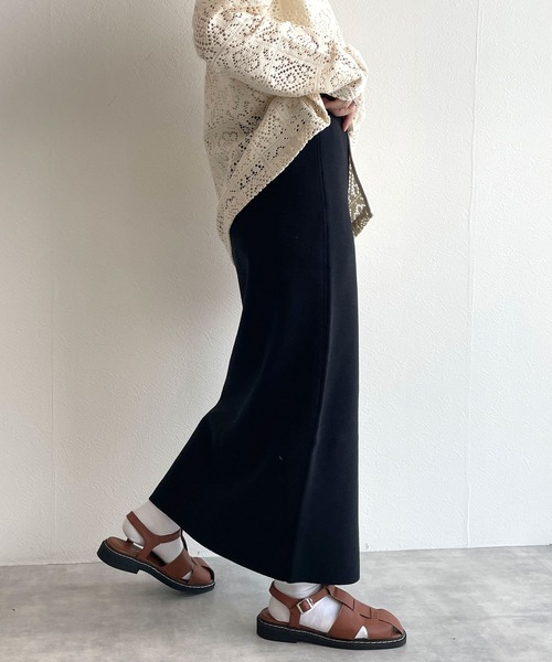 w closet(ダブルクローゼット)の「スリット入りⅠラインスカート(スカート・レディース・ブラック/ブルー/オフホワイト/ピンク・FREE)」の10枚目の写真