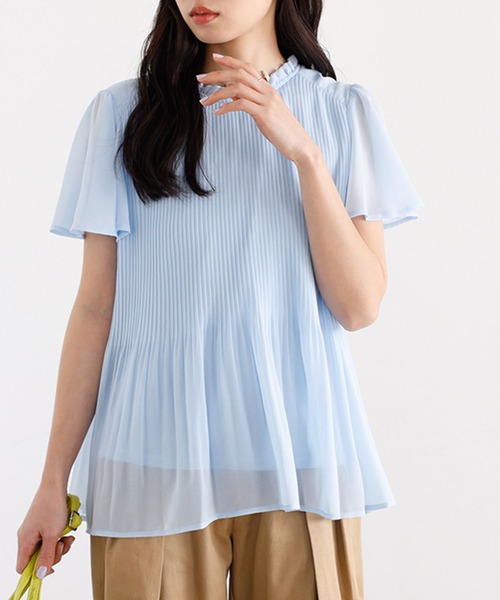 GeeRA(ジーラ)の「プリーツシフォンブラウス(シャツ/ブラウス・レディース・ブラック/ベージュ/アイボリー/ブルー・MEDIUM/LARGE/X-LARGE/XX-LARGE)」の4枚目の写真