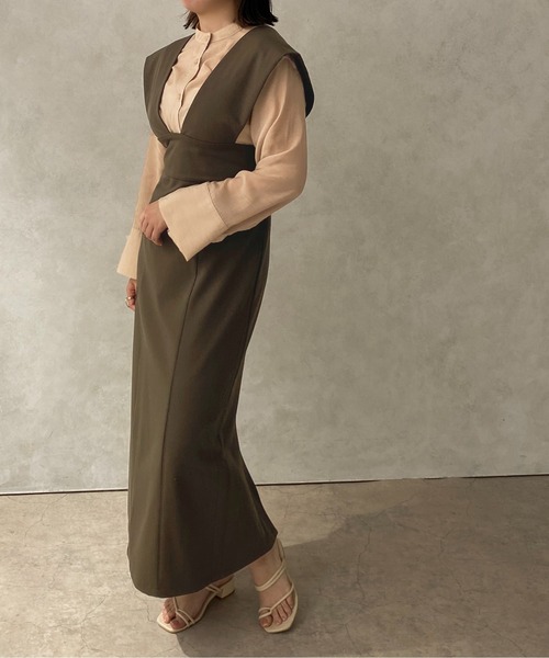 apres jour clair（アプレジュールクレア）の「【apres jour clair】Vネックジャンスカ 【ZOZOTOWN限定アイテム】（ジャンパースカート・レディース・グレイッシュベージュ/ダークブラウン/ベージュ・X-LARGE/フリー）」の16枚目の写真