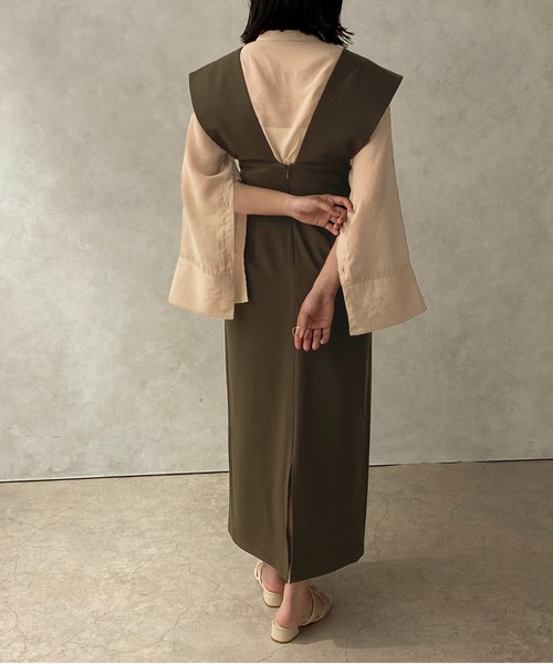 apres jour clair（アプレジュールクレア）の「【apres jour clair】Vネックジャンスカ 【ZOZOTOWN限定アイテム】（ジャンパースカート・レディース・グレイッシュベージュ/ダークブラウン/ベージュ・X-LARGE/フリー）」の7枚目の写真