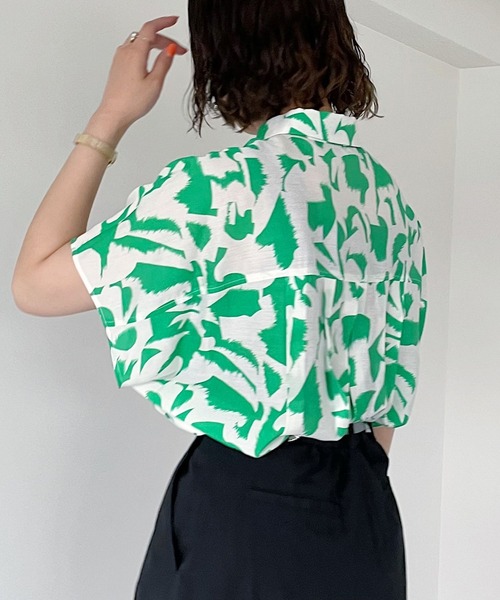 PAGEBOY（ページボーイ）の「キカプリントポンチョシャツ（シャツ/ブラウス・レディース・ブラック/グリーン系その他・FREE）」の10枚目の写真