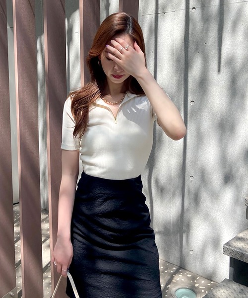 ROYAL PARTY(ロイヤルパーティー)の「【ZOZO限定】スタンドカラーZIP UP半袖トップス(Tシャツ/カットソー・レディース・オフホワイト/グリーン/グレー/ブラック・FREE)」の5枚目の写真