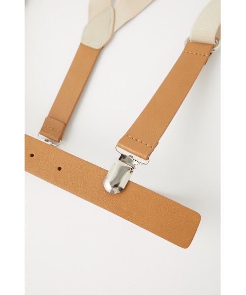 MOUSSY(マウジー)の「FAUX LEATHER サスペンダー(サスペンダー・レディース・ブラック/ベージュ・FREE)」の3枚目の写真
