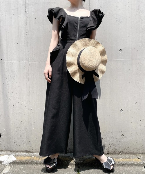 lilLilly（リルリリー）の「フリルワイドサロペット（サロペット