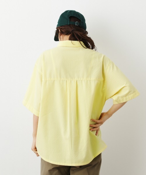 RODEO CROWNS WIDE BOWL（ロデオクラウンズワイドボウル）の「シアーサッカー半袖シャツ（シャツ/ブラウス・レディース・ホワイト/ネイビー/ブラック系その他/ライトイエロー・FREE）」の6枚目の写真