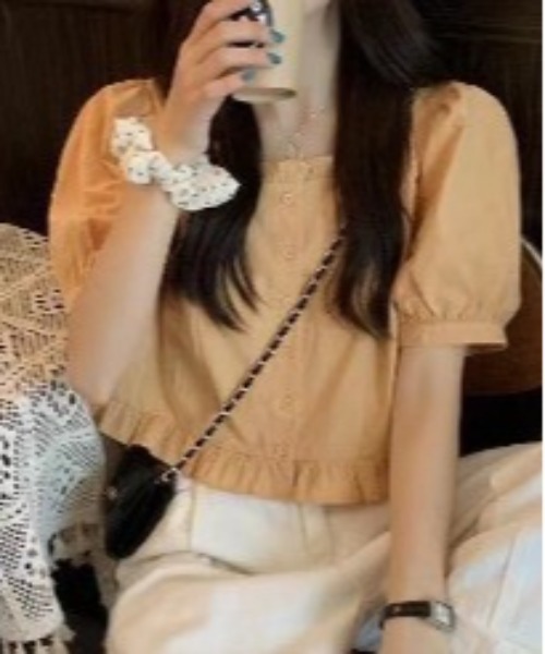 gossip！ロサンゼルス（ゴシップロサンゼルス）の「パフスリーブ・ミニ丈シャツ（シャツ/ブラウス・レディース・ホワイト/ピンク/イエロー・FREE）」の2枚目の写真