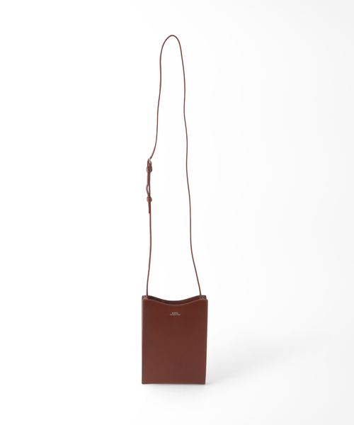 EDIFICE（エディフィス）の「【A.P.C. / アー ペー セー】 NECK POUCH JAMIE レザーショルダー（クラッチバッグ・メンズ・ブラック/ブラウン系その他・FREE）」の14枚目の写真