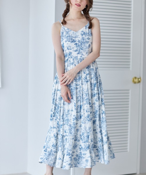 tocco closet（トッコ　クローゼット）の「フリルレースブラウス＋トワルドジュイプリーツキャミワンピースセット（ワンピース・レディース・ブルー/ブラック/イエロー・M）」の20枚目の写真