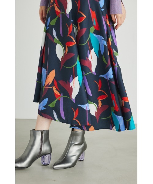 rienda（リエンダ）の「ツイストカットフレアスカート（スカート・レディース・ブラック/ベージュ系その他/ホワイト系その他/ブルー系その他3・SMALL/MEDIUM）」の22枚目の写真