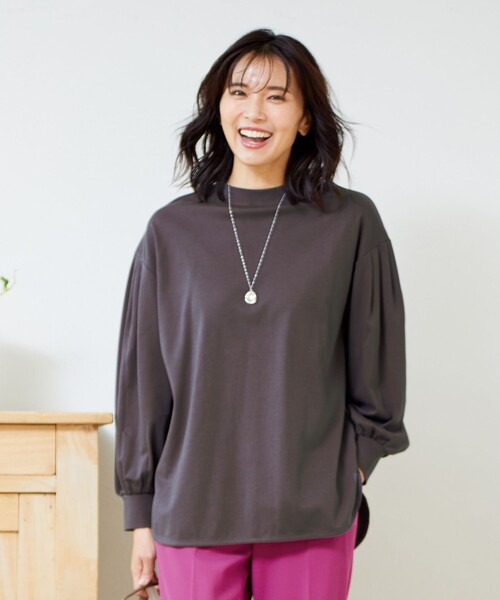 ANY(エニィ)の「プレミアム モックネック長袖Tシャツ(Tシャツ/カットソー・レディース・ライトグレー系/グリーン系/ワイン系/グレー系・F)」の3枚目の写真
