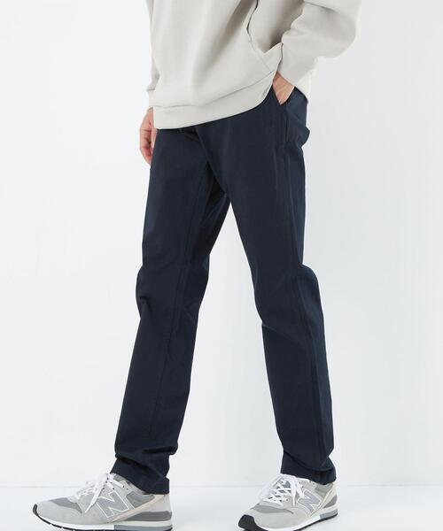 green label relaxing（グリーンレーベルリラクシング）の「アーバンスリムフィットチノ パンツ -ストレッチ-（チノパンツ・メンズ・ブラック/ベージュ/ネイビー/モカ・S/M/L/XL）」の4枚目の写真