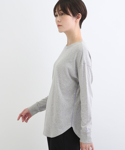 INDIVI(インディヴィ)の「【LIFE】ラウンドネック ボーダーロングTシャツ(Tシャツ/カットソー・レディース・チャコール/グレー系2・12/38)」の5枚目の写真