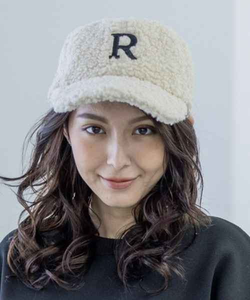 clear（クリア）の「ボア刺繍キャップ/帽子（キャップ・レディース・ブラック/アイボリー/ベージュ・F）」の2枚目の写真