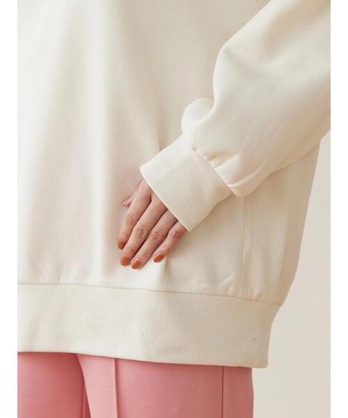 RAY CASSIN FAVORI（レイカズンフェバリ）の「・RAY CASSIN サテンロゴ刺繍スウェット＊（スウェット・レディース・アイボリー/ボルドー/グリーン/ブラック・FREE）」の11枚目の写真