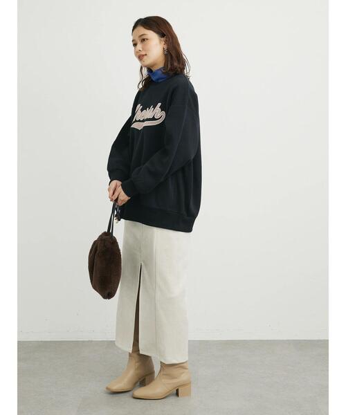 RAY CASSIN FAVORI（レイカズンフェバリ）の「・RAY CASSIN サテンロゴ刺繍スウェット＊（スウェット・レディース・アイボリー/ボルドー/グリーン/ブラック・FREE）」の14枚目の写真