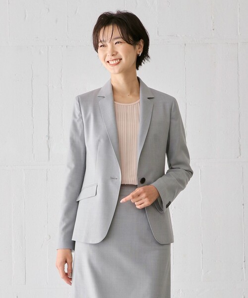 J.PRESS Ladies(J.プレス レディス)の「ピンヘッドストレッチ テーラード ジャケット(テーラードジャケット・レディース・ライトグレー系・XS/S)」の1枚目の写真