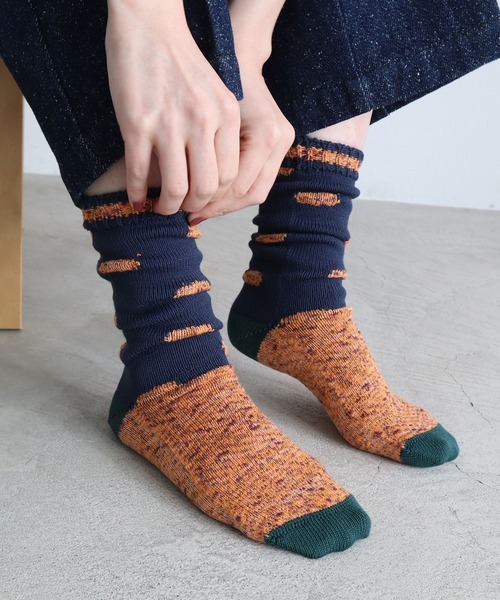 l'atelier du savon（アトリエドサボン）の「●特別なドットくつした（ソックス/靴下・レディース・ホワイト/ネイビー・FREE）」の2枚目の写真