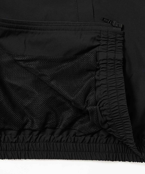 X-girl（エックスガール）の「PANELED TRACK JACKET（ブルゾン・レディース・ブラック/グリーン/ベージュ・S/M）」の11枚目の写真