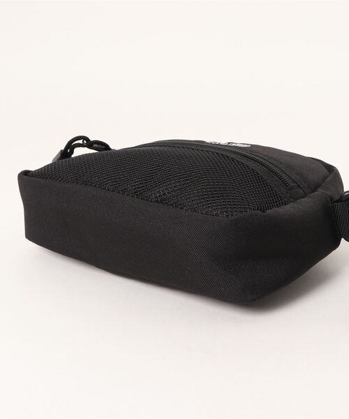 BEN DAVIS（ベンデイビス）の「【BEN DAVIS/ベンデイビス】ワイドショルダーバッグ ワンポイントブランドロゴ（ショルダーバッグ・メンズ・ブラック/ブラック系その他2/ブラック系その他・FREE）」の15枚目の写真