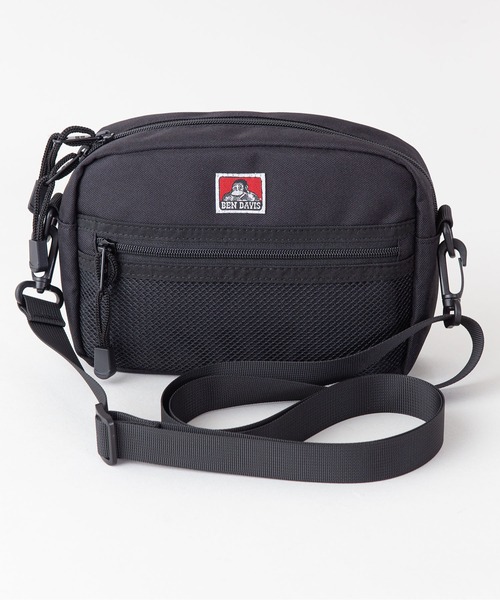 BEN DAVIS（ベンデイビス）の「【BEN DAVIS/ベンデイビス】ワイドショルダーバッグ ワンポイントブランドロゴ（ショルダーバッグ・メンズ・ブラック/ブラック系その他2/ブラック系その他・FREE）」の4枚目の写真