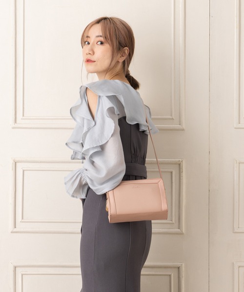 dazzlin（ダズリン）の「dazzlin/ダズリン　シュリンク/スムース フラワー柄プリントスクエアショルダーバッグ（ショルダーバッグ・レディース・ベージュ系その他/ブルー系その他/アイボリー/ピンク系その他/ブラック・FREE）」の14枚目の写真