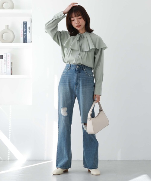 archives(アルシーヴ)の「ケープカラー付ピンタックブラウス(シャツ/ブラウス・レディース・オフホワイト/ブルー/グリーン・MEDIUM)」の21枚目の写真