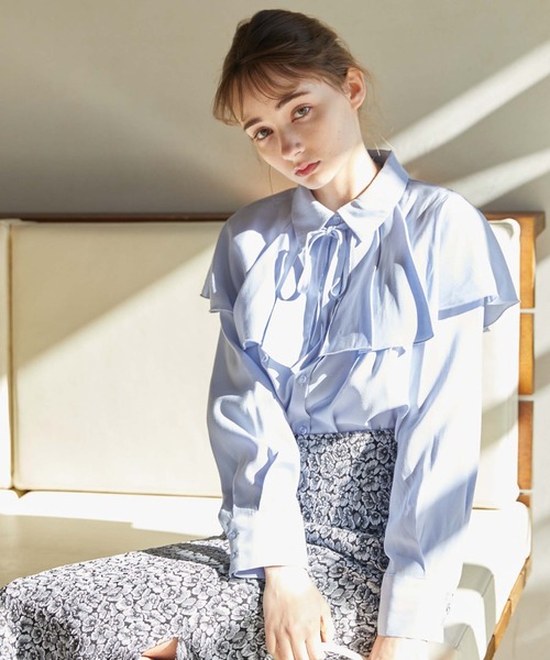 archives(アルシーヴ)の「ケープカラー付ピンタックブラウス(シャツ/ブラウス・レディース・オフホワイト/ブルー/グリーン・MEDIUM)」の20枚目の写真