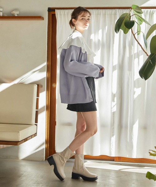 archives(アルシーヴ)の「ケープカラー付ピンタックブラウス(シャツ/ブラウス・レディース・オフホワイト/ブルー/グリーン・MEDIUM)」の4枚目の写真